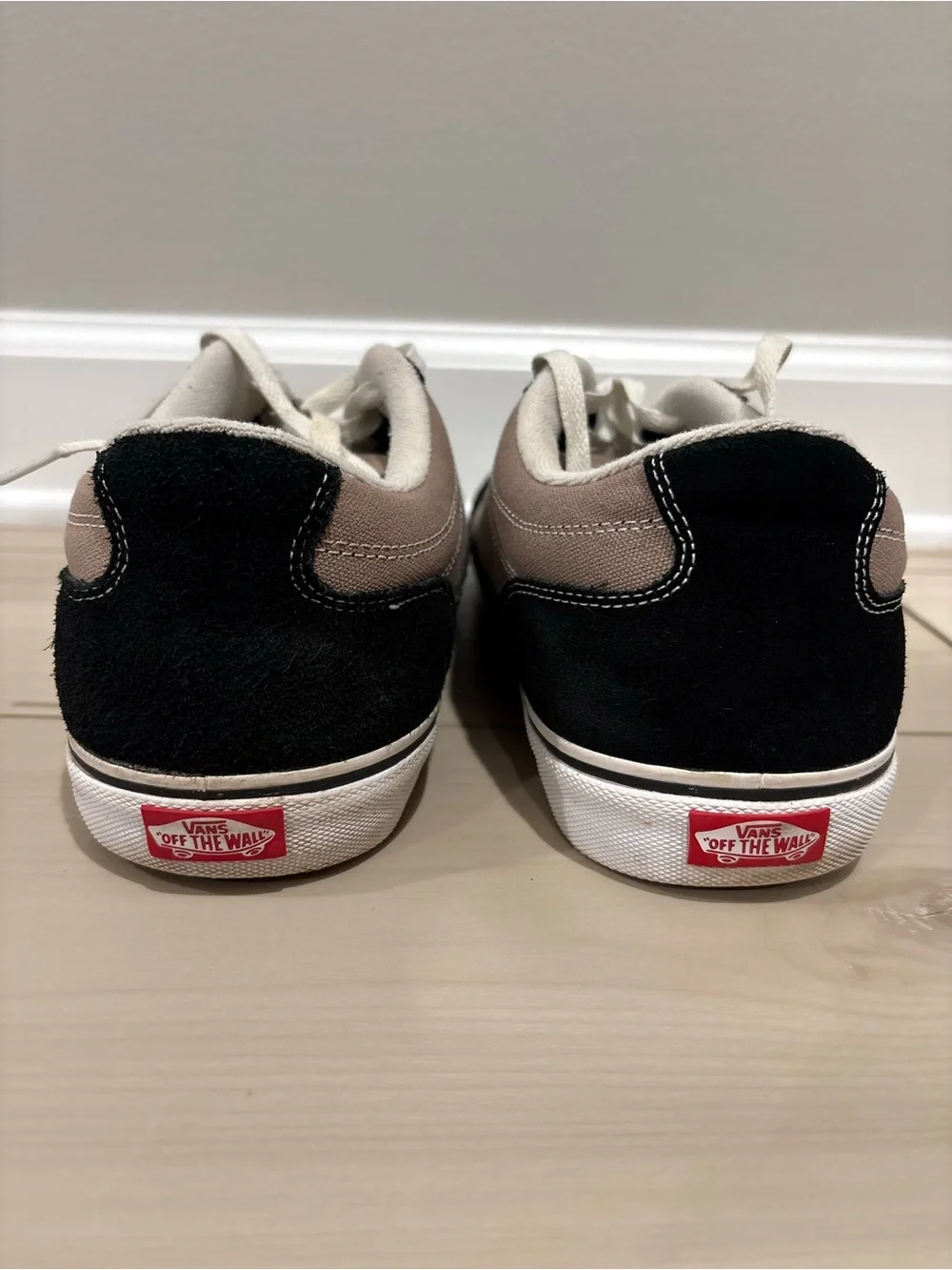 Vans Mens Old Skool Sneakers in Black and Taupe